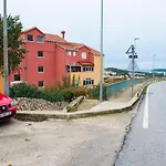 Apartment Sea Star